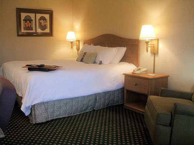 Baymont By Wyndham Nashville Airport Exterior photo